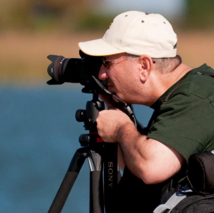 LouTR's profile picture. Photographer and Motorcycle Enthusiast.