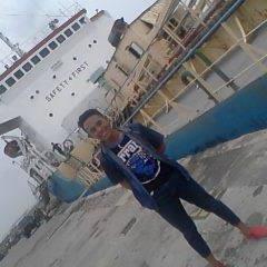 sriputra23's profile picture. 