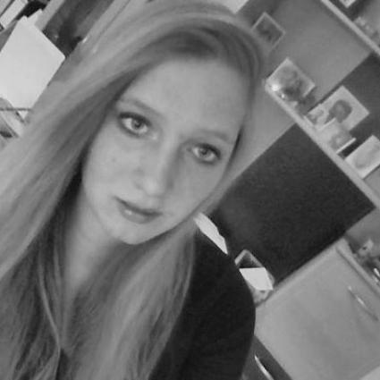 earnestinemay13's profile picture. 