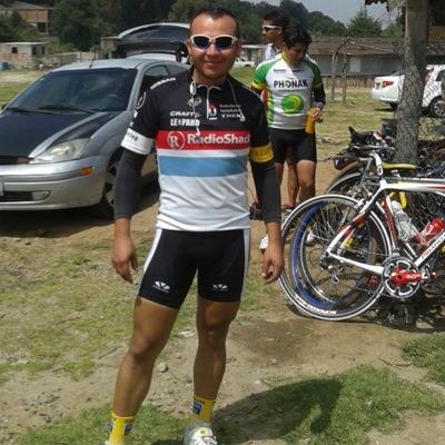 lobosneza5's profile picture. Me gusta el ciclismo y la música de banda vivo en el edo de México instagram,lobos_neza_fan #todossomoslobos