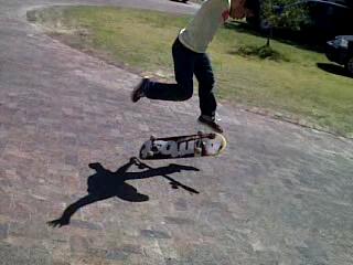 I live for metal , Rap, Skating,eating and gaming  ...Game the Fvck on....I follow back