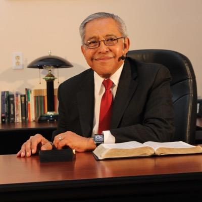 Pastor de la Primera iglesia Bautista de la ciudad de México (Creyendo lo imposible). México, D. F.