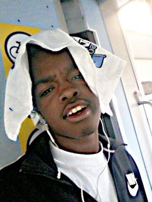 Famous Trap The Label / Artist / Dancer / DJ / Basketball Player / Smoke / Follow Meeh On Insta @FamousTrapMally Snapchat @MallySoFamous