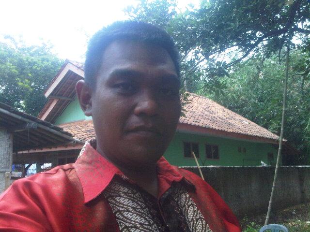 PrismawahyuBudi's profile picture. Masa lalu adalah kenangan, masa depan adalah impian