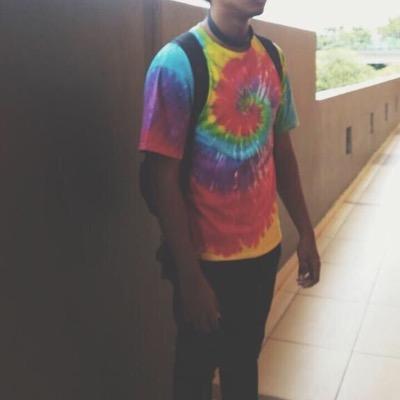 bloodandchains's profile picture. ✨ i bleed glitter, pink and sprinkles ✨