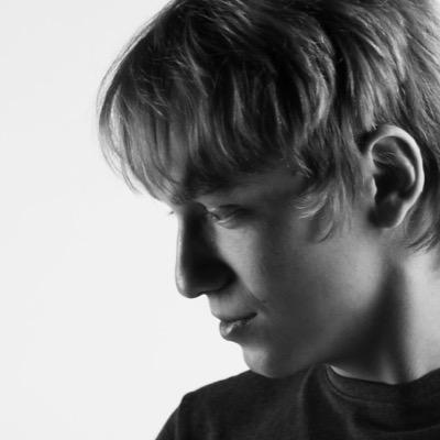 el_Rise's profile picture. 