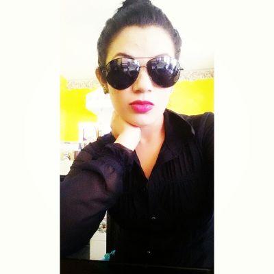 [Perito en Admon d empresas ☺] •existe un limite para luchar x alguien, si no t valora no t rebajes ♠solo amame ... ♥ tu y yo vamos a darle la vuelta al mundo?