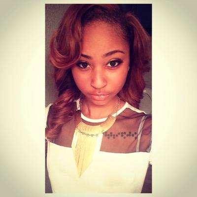 CharonVuitton Profile Picture