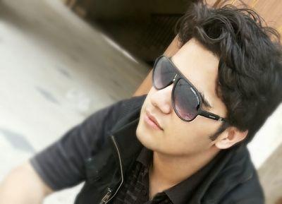 naimatkhan92's profile picture. love me or hate me but don't play with me :p #Karachi #pakistan