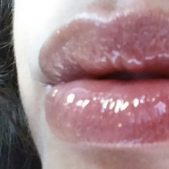 ValithaMarina's profile picture. 