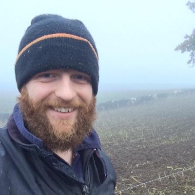 work with cows in cork. Likes Ag, sports and lots of other stuff. Married to @bollyoo