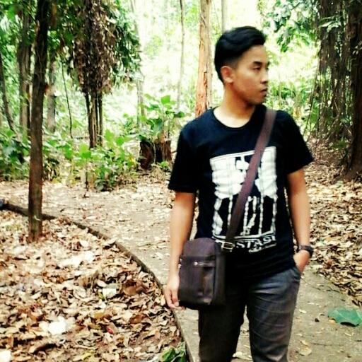 agus_frustasi's profile picture. TAK ADA YANG SEMPURNA..#FCBARCELONA fhotograper