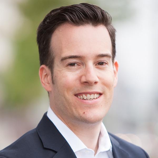 Communication consultant focusing on technology, transformation and strategy.