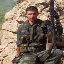 Parolası istiklal
Sancağa kanı helal
Allah vermesin zeval
Türkiyedir jandarma.