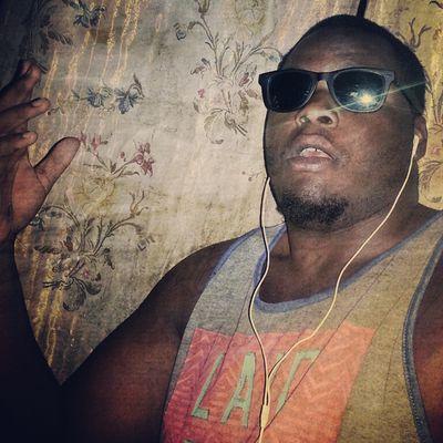 Song Writer, Artist, 334 3248475 Feats. Born wit the hustle, its the streets in me! =LL =Billiondollardream$