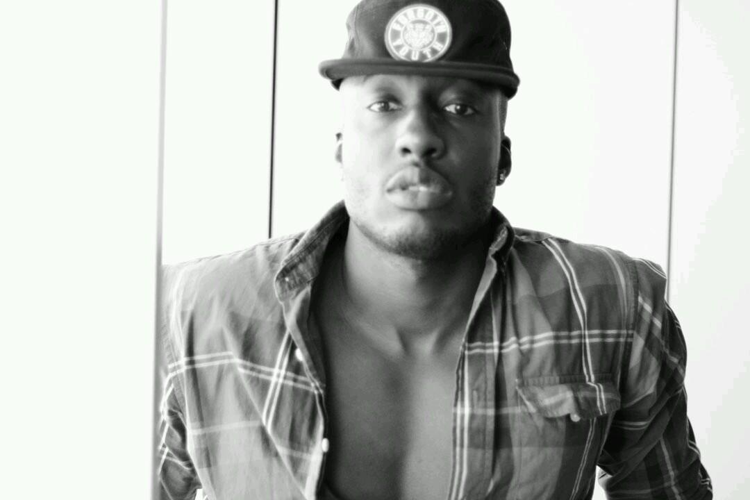 Hollslw's profile picture. 