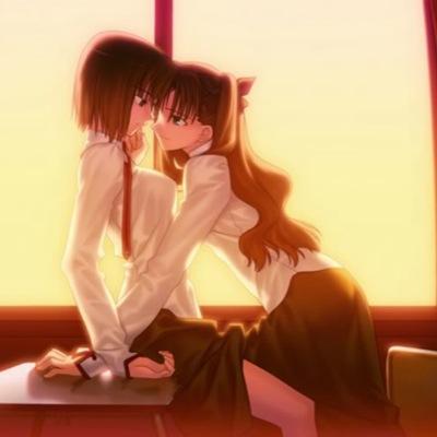 im alexis im les bi.i do talk to males time to time.i love kissing girls.im very submission.i can shapeshift a little.im 22 and i also any rp lewd........❤️