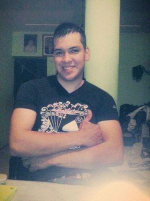 luisfer98451666's profile picture. MUSICO,CANTANTE  :p
