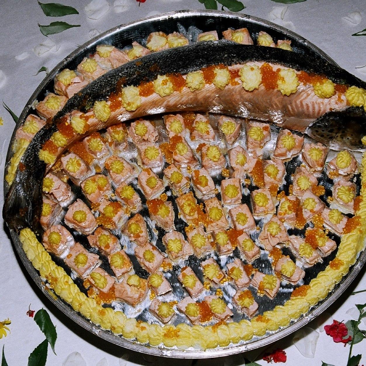 Vente des plats marocains et internationaux et organisation des manifestations.Pour plus d'information veuillez nous contacter 0676227328 whatsapp: 0677978688