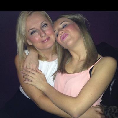 dylanfinnlouise's profile picture. 