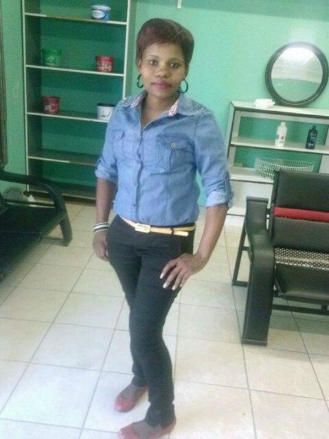 Am hlony majola frm nqutu bt ngokomsebenzi ngise jhb I realy love frnds you cn add me on wtsapp0712820030,bbm 2bcfbdc and facebook hlony gal majola
