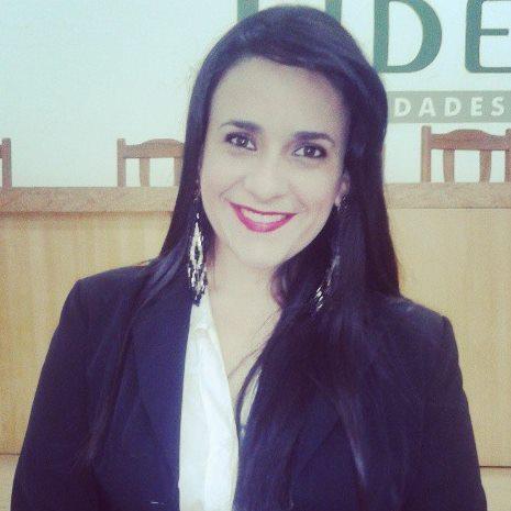 ''Sou a senhora do meu destino. A capitã da minha alma''