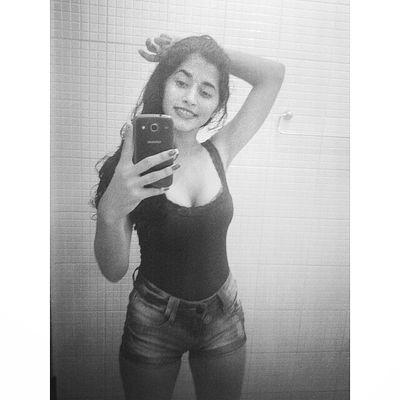 instagram:tayanearaujo_