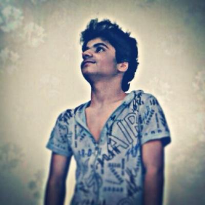 مجرد ﺎهتمآم و صصدق و وفآء ﺎبقى ﻟك حتى ﺎلنهآيہ