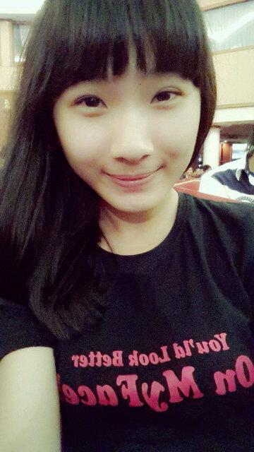 Be positive and always love my family  (ɔ ˘⌣˘)♥(˘⌣˘ c)