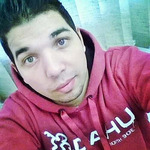 Brasileiro, 23 anos, Guarulhos - SP -   Instagram: marciodearaujo