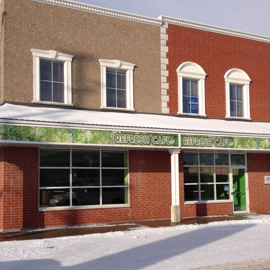 All vegetarian cafe & juice bar. We offer espresso, organic tea, fresh juice, paninis, soup, & baked goods. Sustainability is our priority.