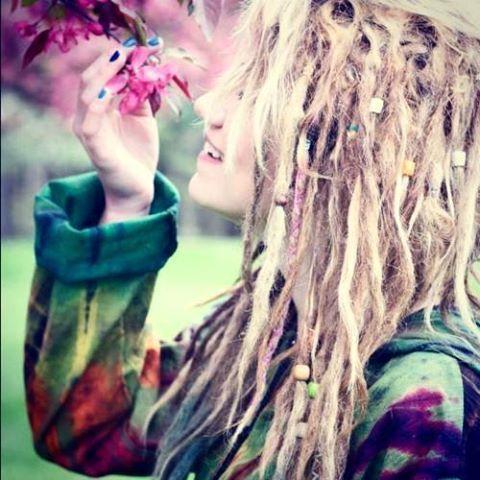 My future husband @Michael5SOS My idols @IGGYAZALEA, @CaraDelevingne and @AvrilLavigne