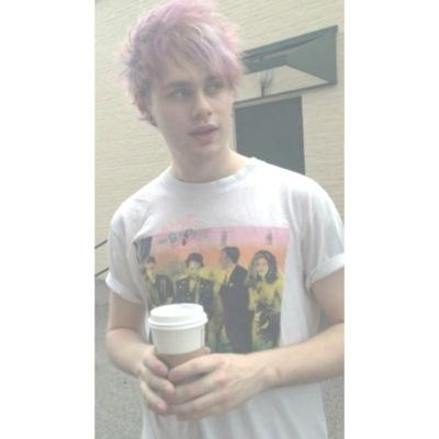 Michael makes my lady parts do the rain dance | 1/4