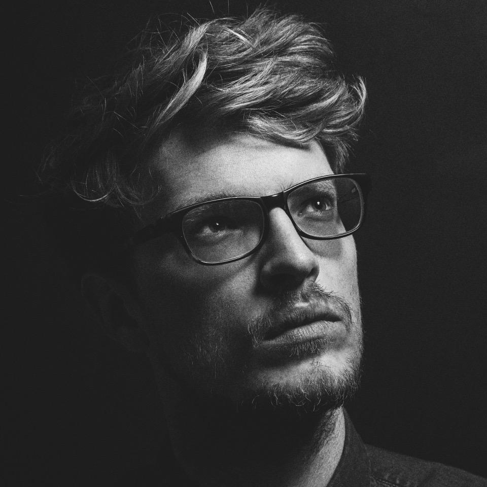 Self-taught enthusiastic allround designer.