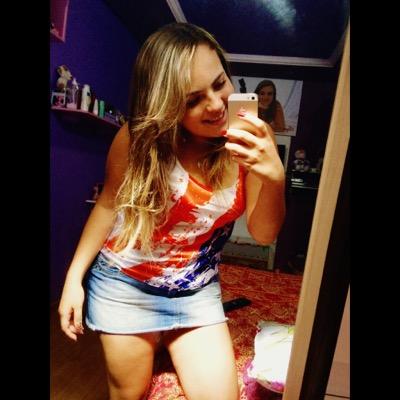 Quem sabe um dia passará a ser realidade, aquilo que você vive em seus pensamentos.