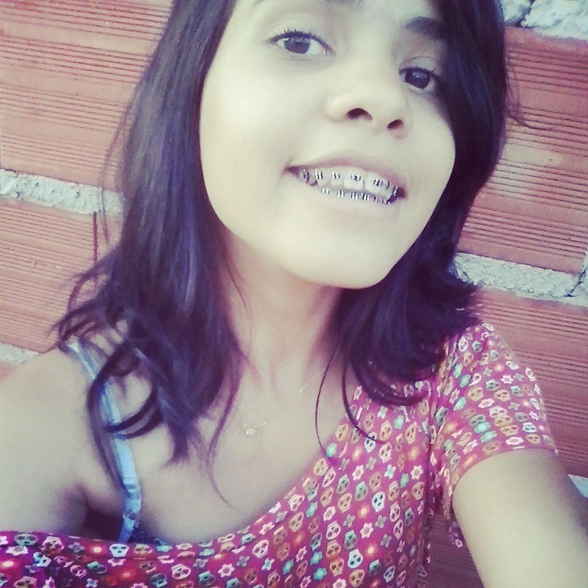 Instagram:Yasmin_Cordeiro_984 whatsapp : (61)9353-5322 Facebook: Yasmin Cordeiro