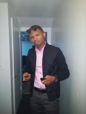 De__Fonz's profile picture. follow me and I'll follow back