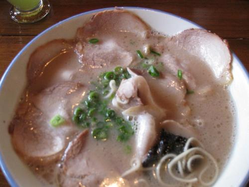 酒、本、テレビ東京、NHK、Blizzard社、kindle、食が好き。時々英語。英検と食物調理技術検定4級。カニ寿司ラーメンが好き。World of warcraft, Cataclysm Classic! now playing on Atiesh server. 日本語ギルド在住