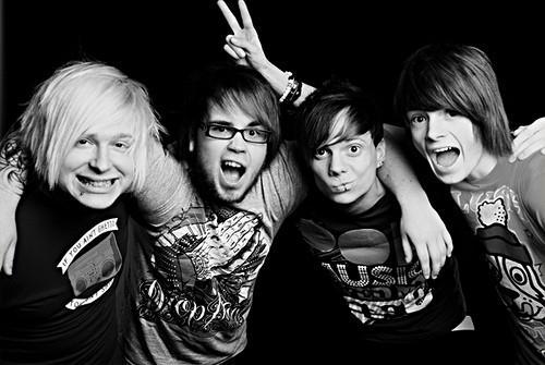 AWeekOfSummer's profile picture. 