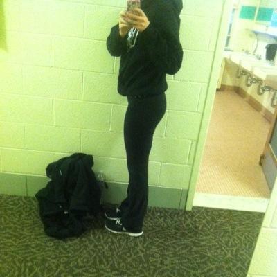 Classy, intelligent smartass • Dietetics major and fitness enthusiast • Vegetarian • Recovered from #ED #Mia