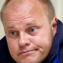 Manageri. Työtön manageri. Positiivinen manageri. Ja näin.