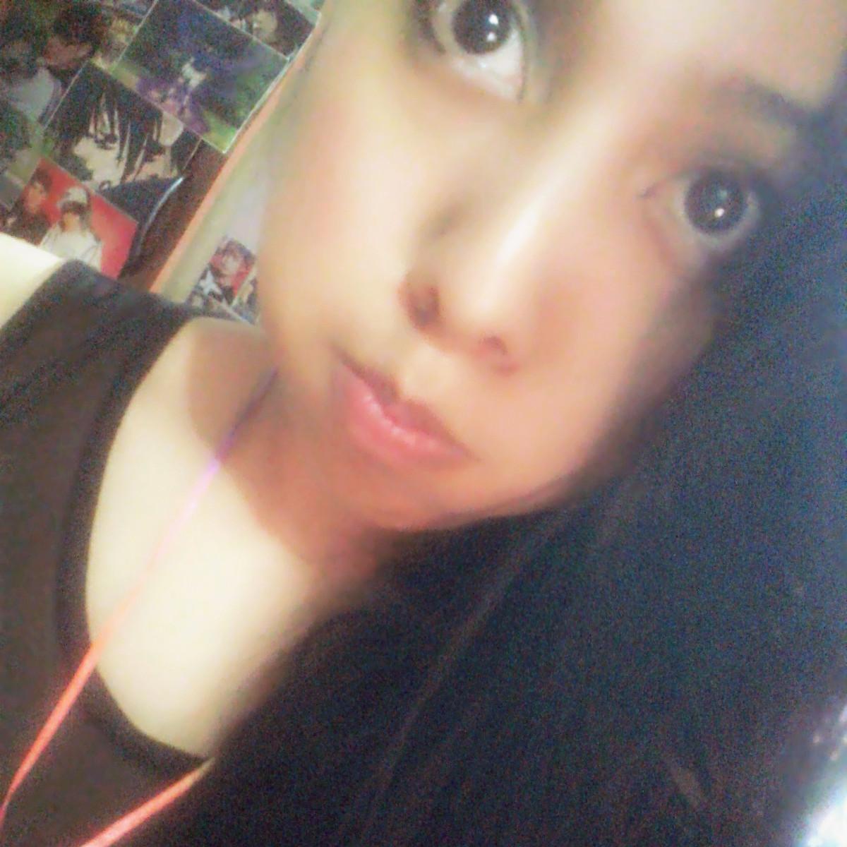 Crazy lml , great, sometimes behave like boy = I am so !!!! ... 17 / n_n amo a los 1D y los animes... sigo buscando al boyfriend k sea todo for me
Y.O.L.O