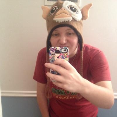 22, genderqueer, PEI, vegan, taken by batman