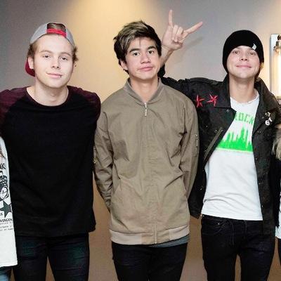 PLS FOLLOW @lostbxyniall & @marissa__irwin ILYSM