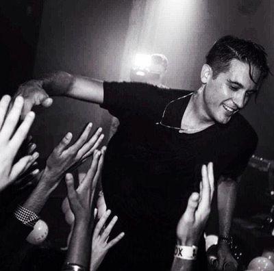 fan account ran by two girls madly obsessed with G-Eazy.