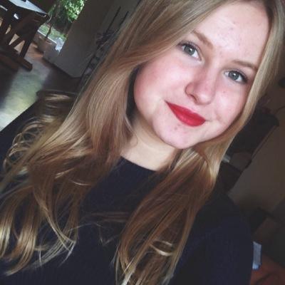 // MLA // IG; @Mereltjaaa