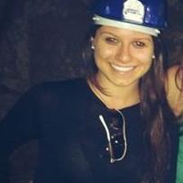 TaciiKesties's profile picture. Pessoas mudam, sentimentos desaparecem e lembranças continuam.