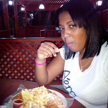 MabelithaAds's profile picture. 