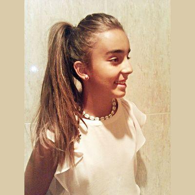 [27072001]
Gimnasta Del Club Gimnasia Ritmica Don Benito. Pero asi es la vida, uno aprende de caidas