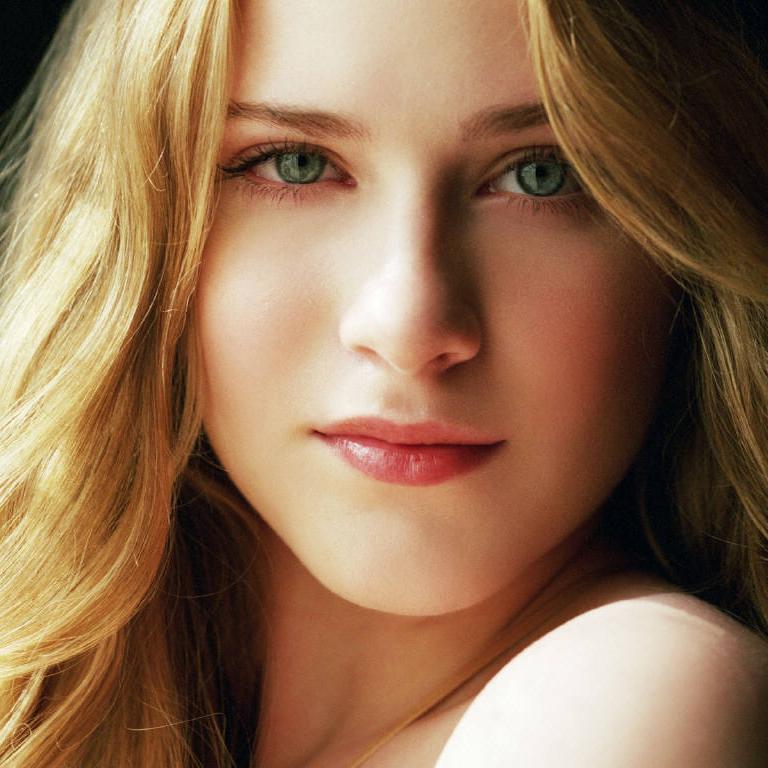 sadiah165's profile picture. Out with the old, in with the new...